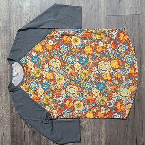 Large LuLaRoe Randy Baseball Tee